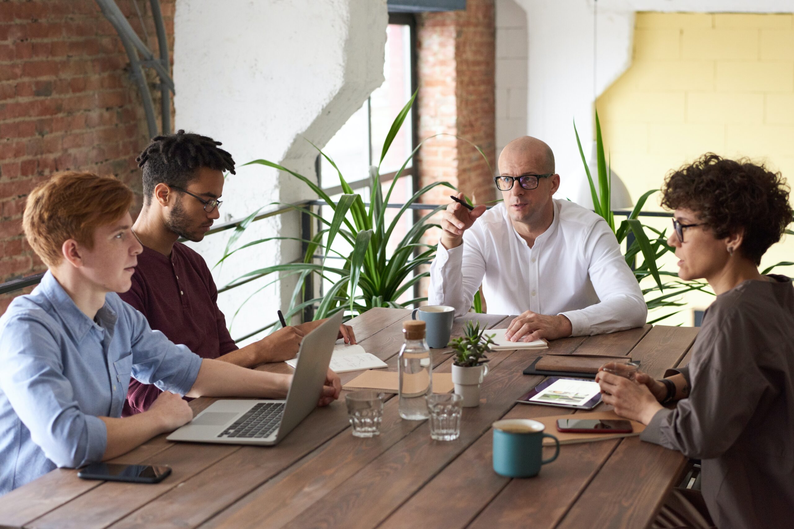 Meeting People in a Meeting